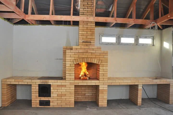 Комплекс барбекю Комплекс барбекю