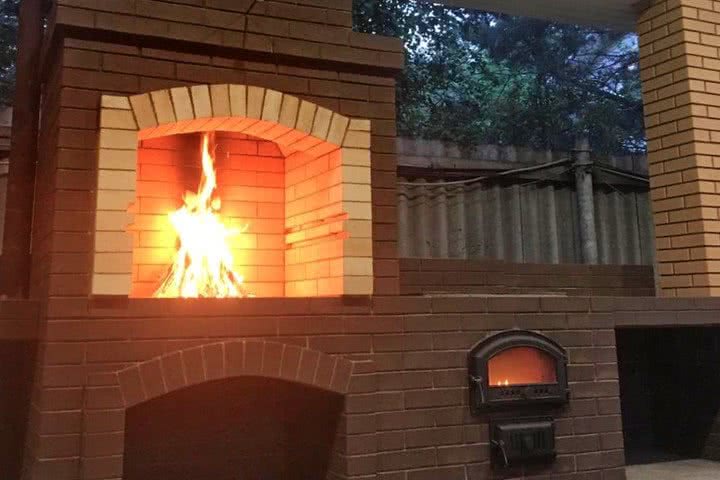 Комплекс барбекю Комплекс барбекю